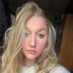 Meet your Posher, Oksana